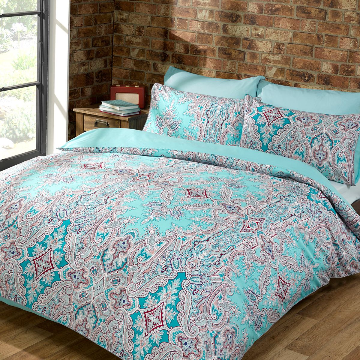 Carolyn Donnelly Eclectic Tamar Duvet Dunnes Stores Pickture